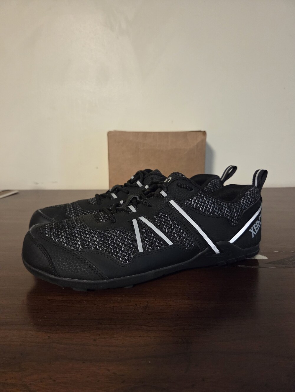 Xero Terraflex II Barefoot Minimalist Running Sneaker Black Men's Sz 9 EUC